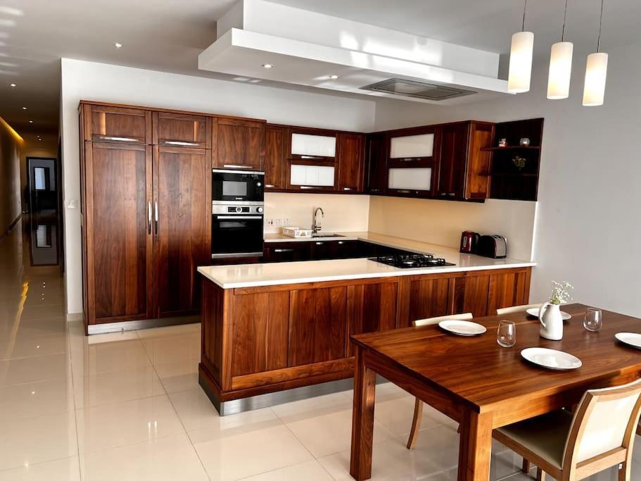 Viewline Seaview Modern 3 Bedroom Apartment Marsaxlokk Exterior photo